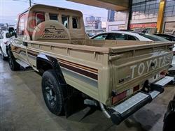 Toyota Land Cruiser Pickup